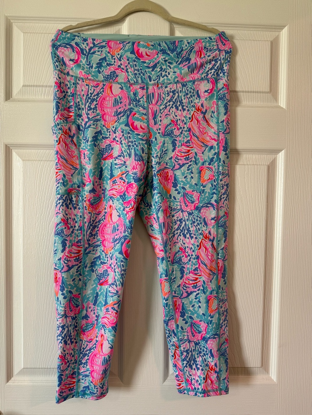 Lilly Pulitzer Treasure Trove Weekender High Rise Midi Leggings